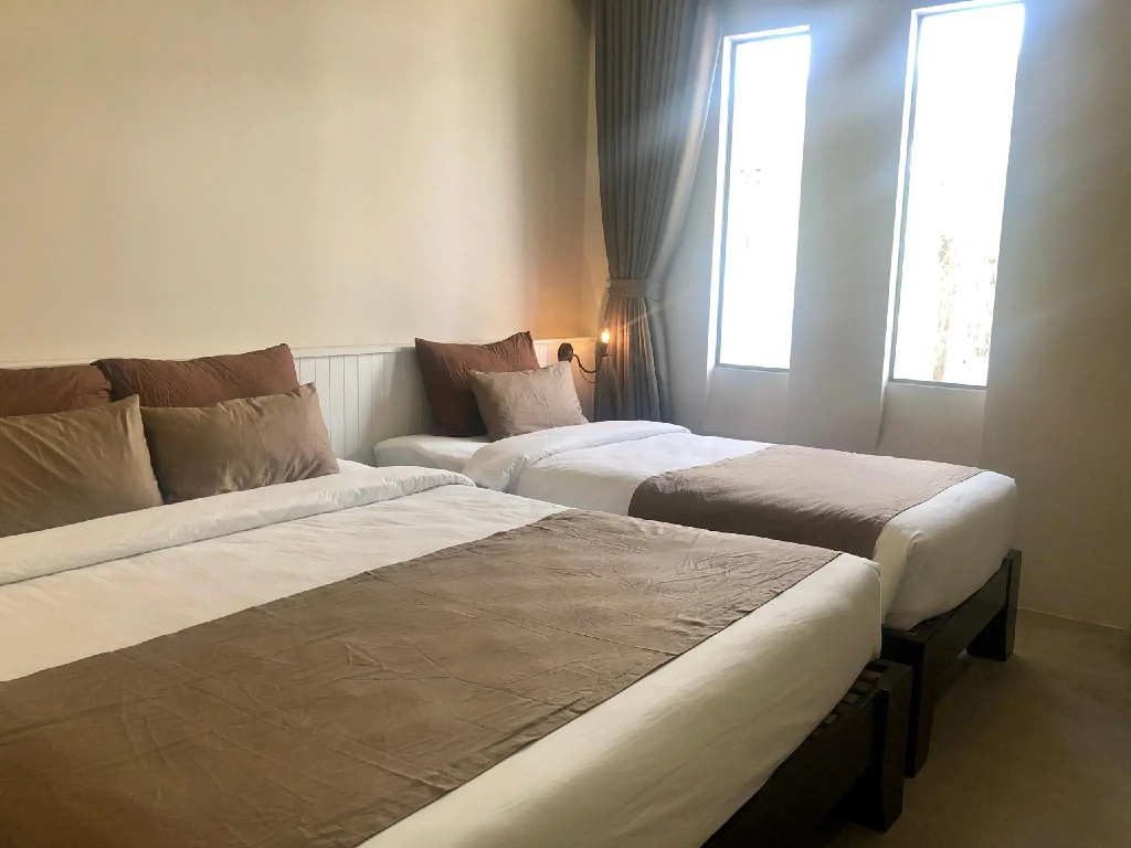 Deluxe Triple room