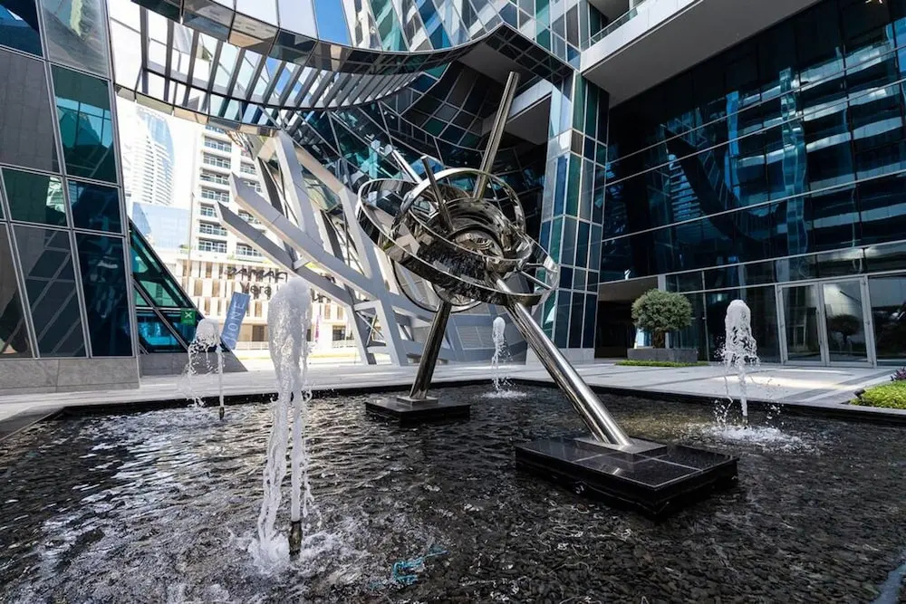 Premium 2BD in J ONE Tower w/ Canal View Free Park