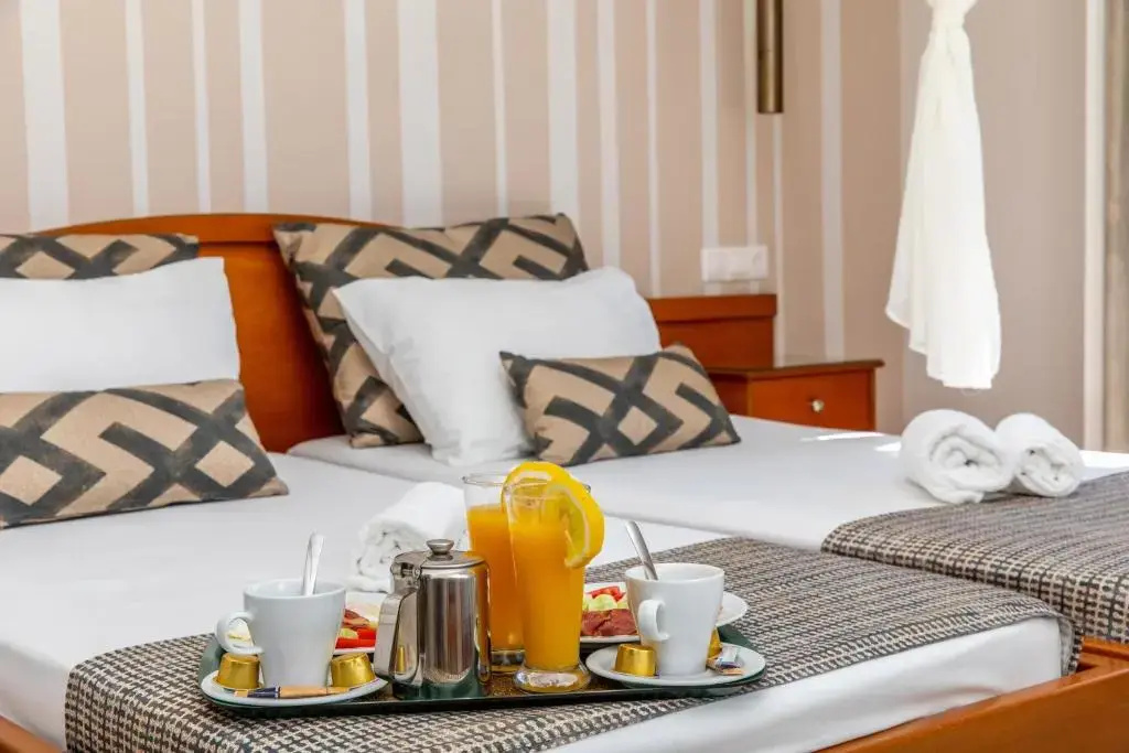 Standard Double room with sea view (twin beds)