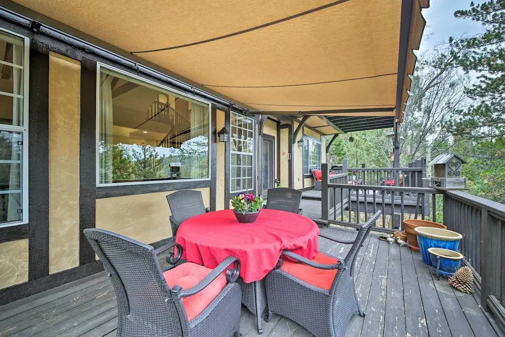 Luxe Lake Arrowhead Home w/ Deck, 3 Mi to Village!