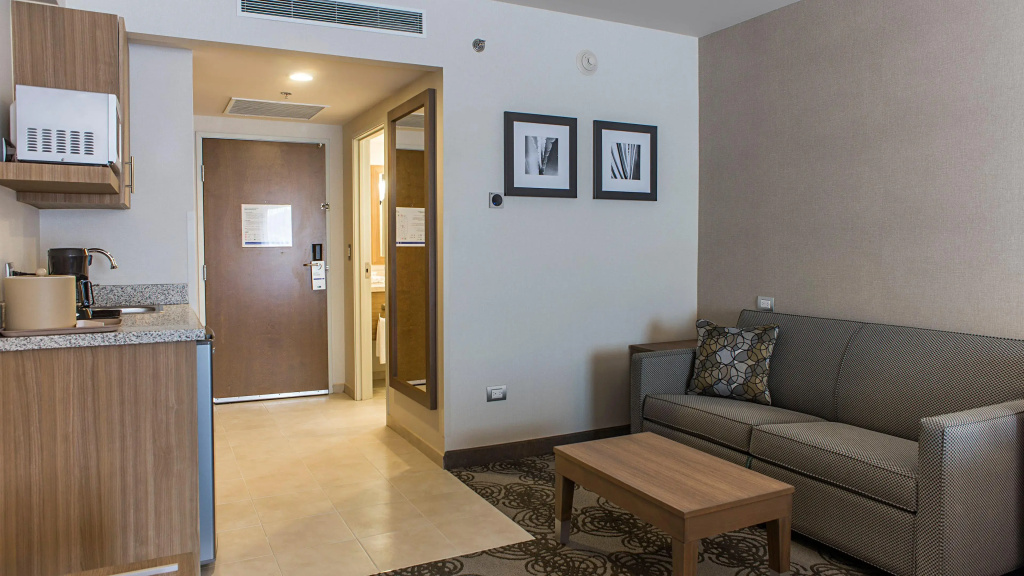 Lobby & Reception