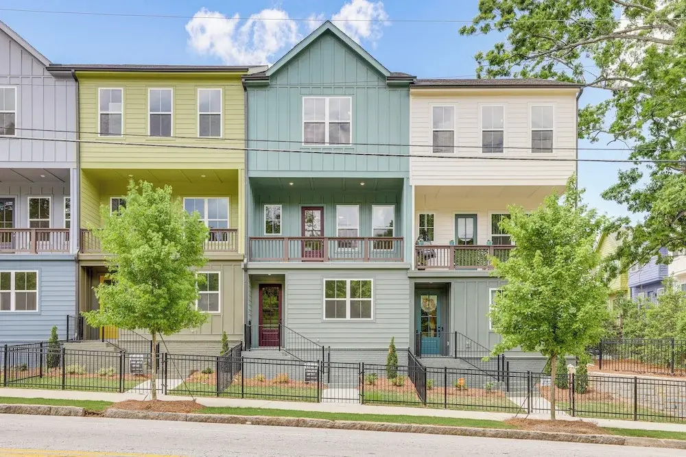 Townhome 1 Mi to Grant Park & Atlanta Beltline!