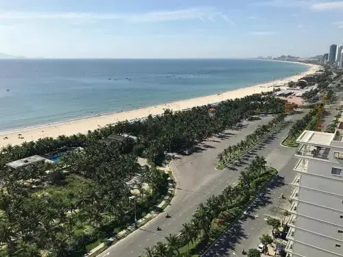 Beach & Waterfront