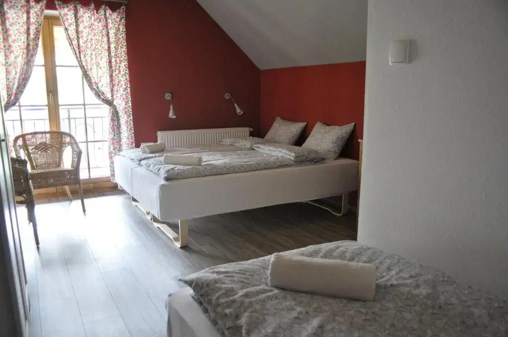Standard Quadruple room with balcony