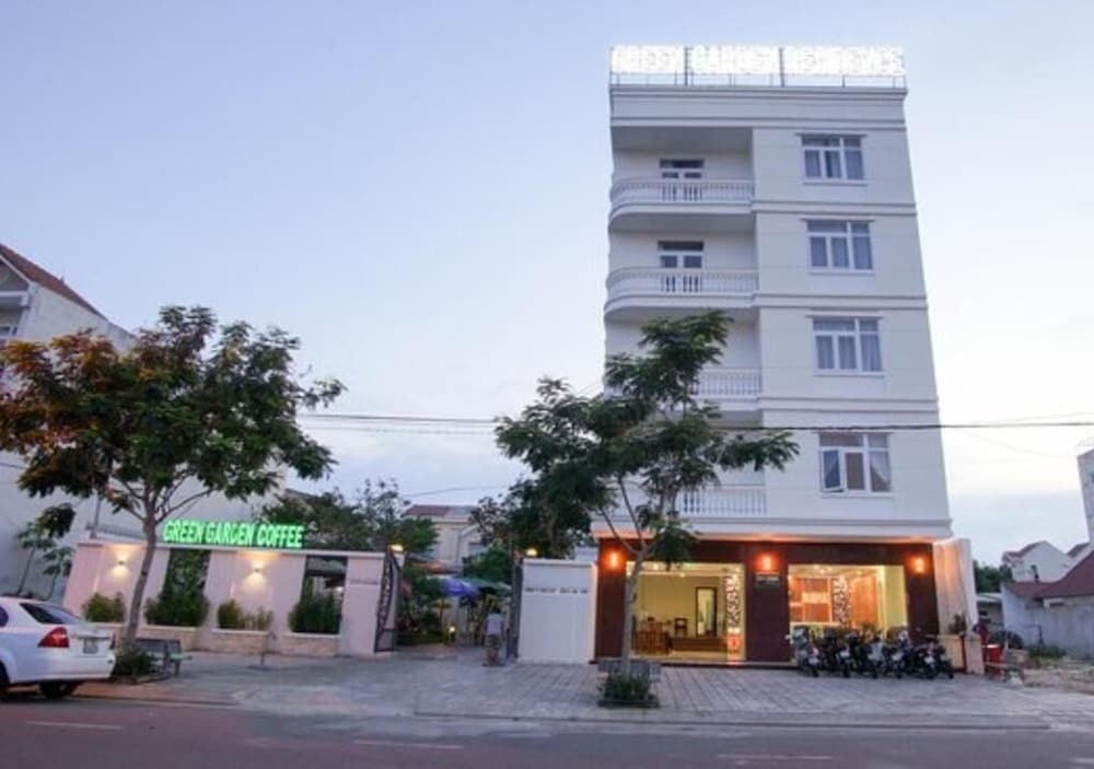 Greengarden hotel in Da Nang