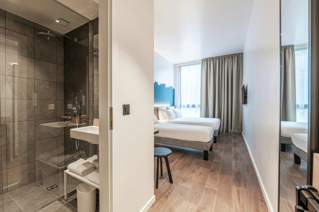 Отель B&B HOTEL Geneva Airport в Вернье