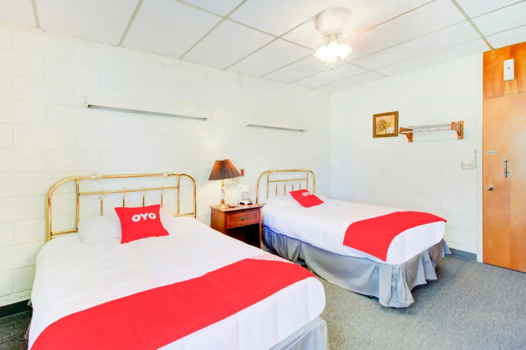 Standard Double room (full double bed)