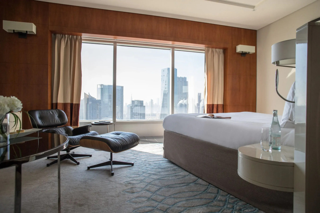 Jumeirah Emirates Towers Dubai - фото 11