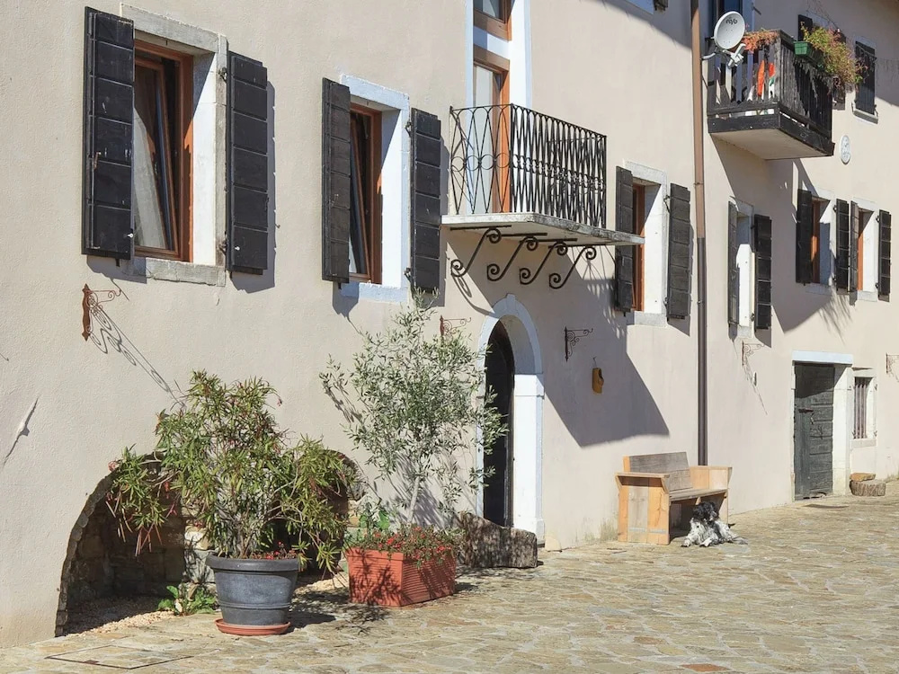 Vintage Apartment in Poffabro with picturesque view