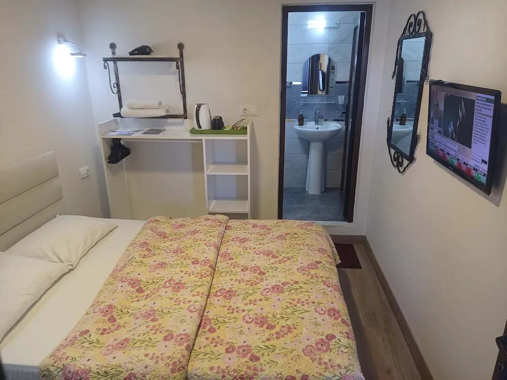 Ena Serenity Boutique Hotel — 6