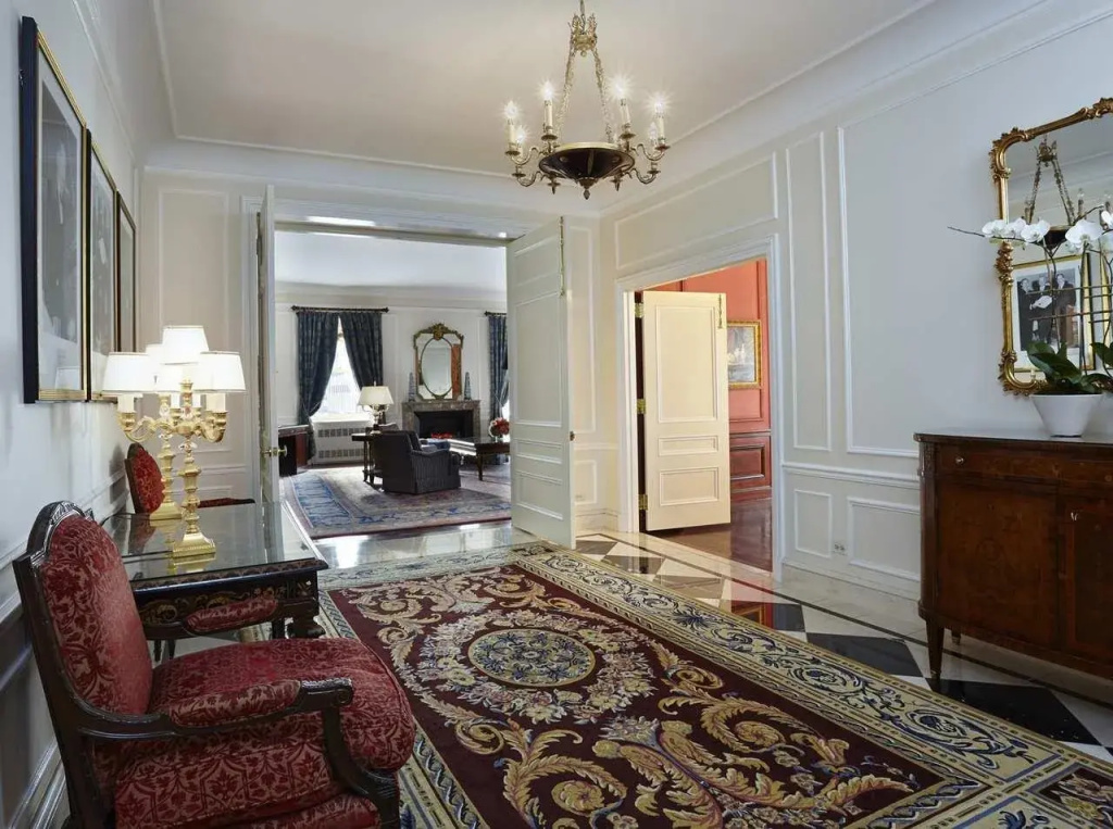 The Towers of the Waldorf Astoria photo 4