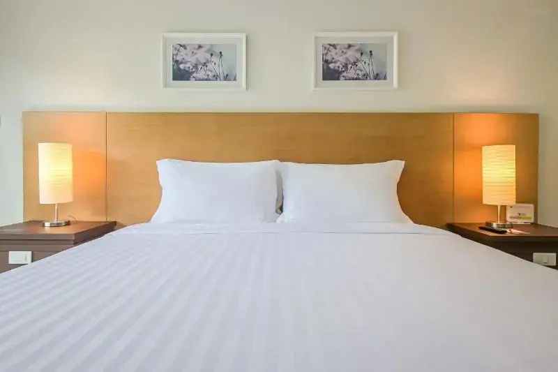 Ramada by Wyndham Phuket Southsea - Chambres