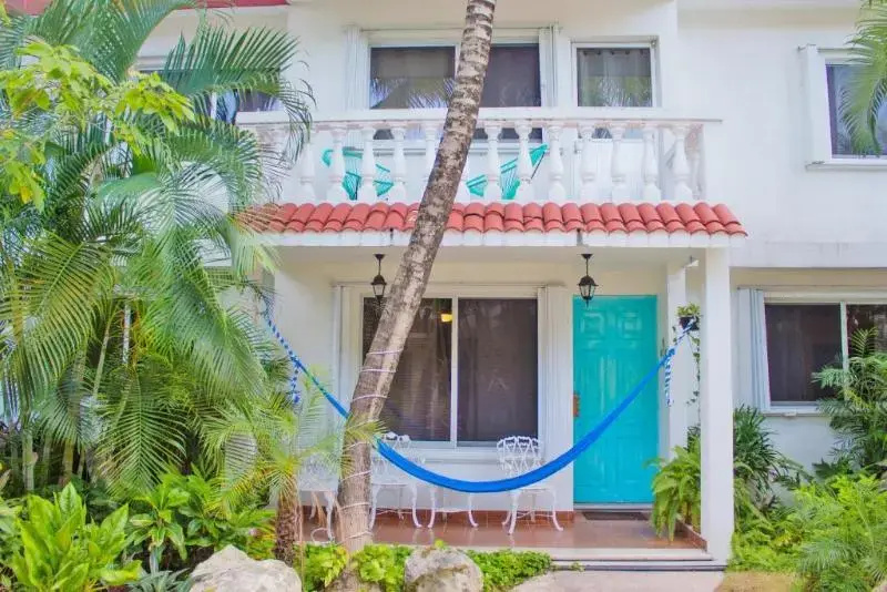 Villas Colibri Cozumel & Bungalows