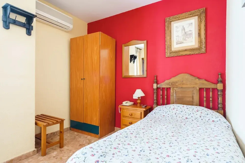 Standard Single room with balcony
