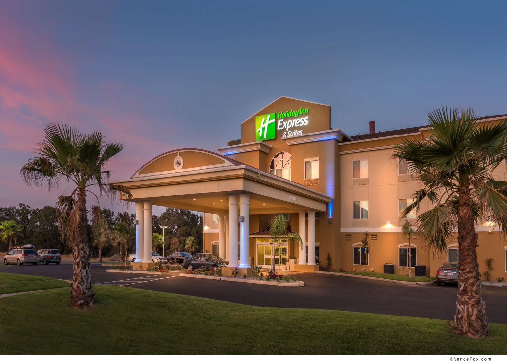 Holiday Inn Express Hotel & Suites Red Bluff-South Redding by IHG