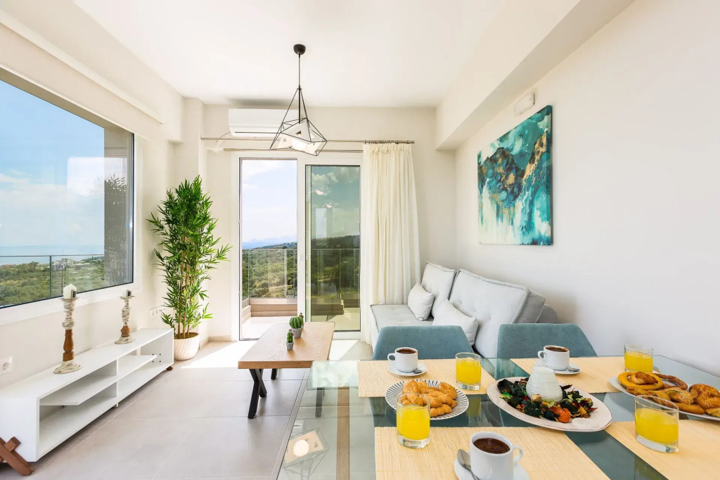 1 Bedroom Superior Double Apartment with sea view (full double bed)
