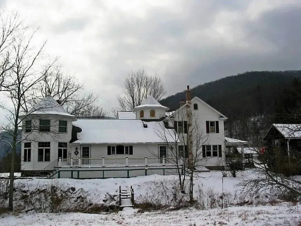 Serene View Farm Bed and Breakfast
