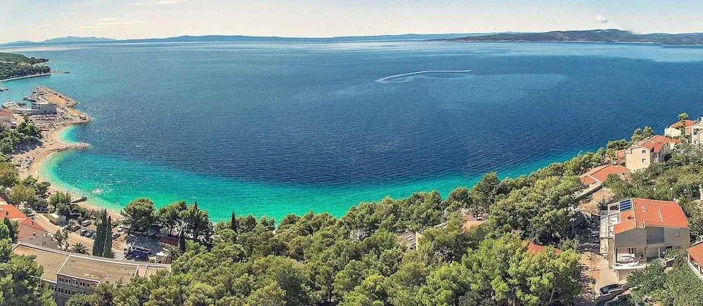 Beach & Waterfront