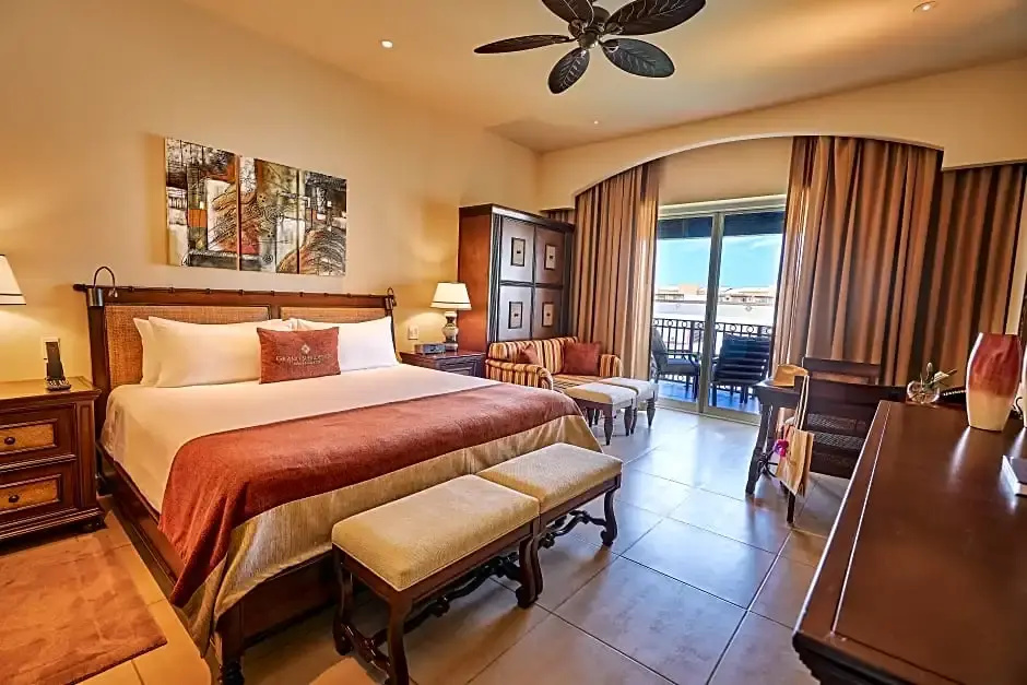 Junior Suite with ocean view