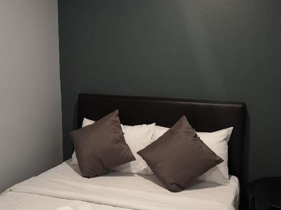 Town View Hotel