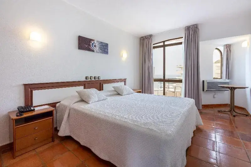 Salema Beach Hotel - Chambres