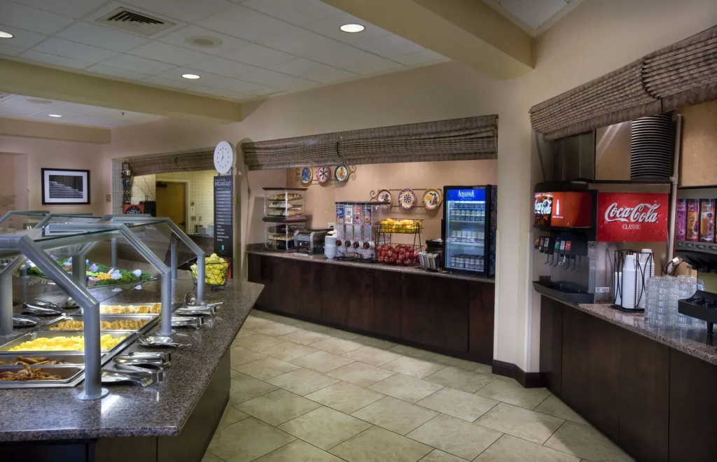 Embassy Suites by Hilton Kansas City International Airport - Général