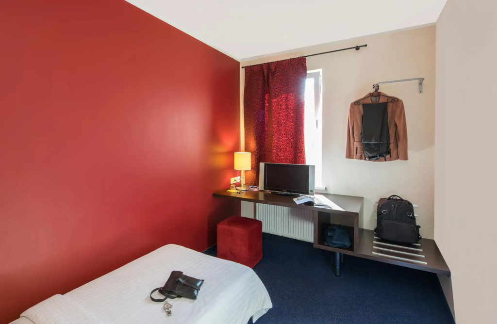 Dodo Hotel — 5