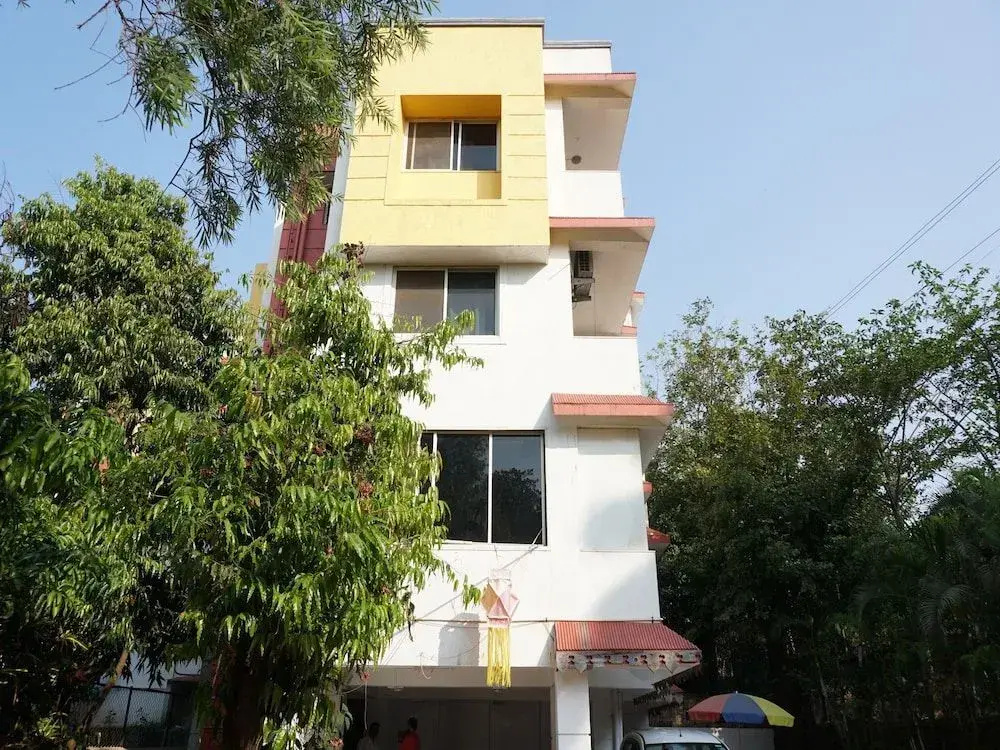 OYO 24986 Flagship Hotel Western Resort