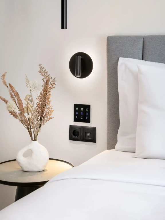 Superior Double room with balcony (full double bed)