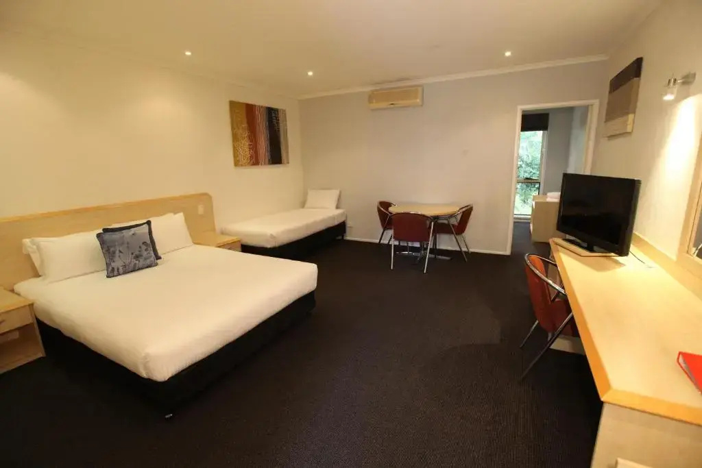 Deluxe Suite