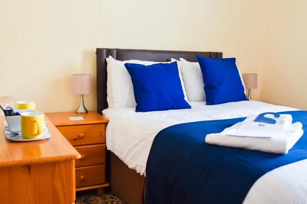 Standard Double room (full double bed)