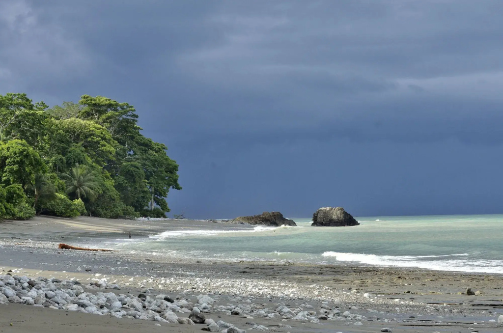 Beach & Waterfront