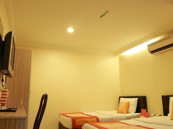 Safari Hotel