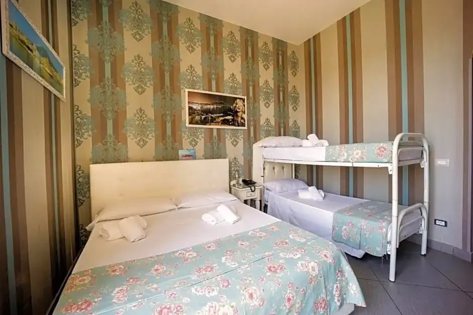 Hotel New Sayonara - Chambres