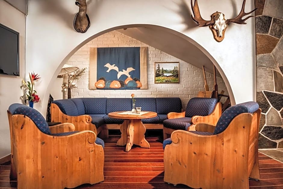 Sande Hotel — 4