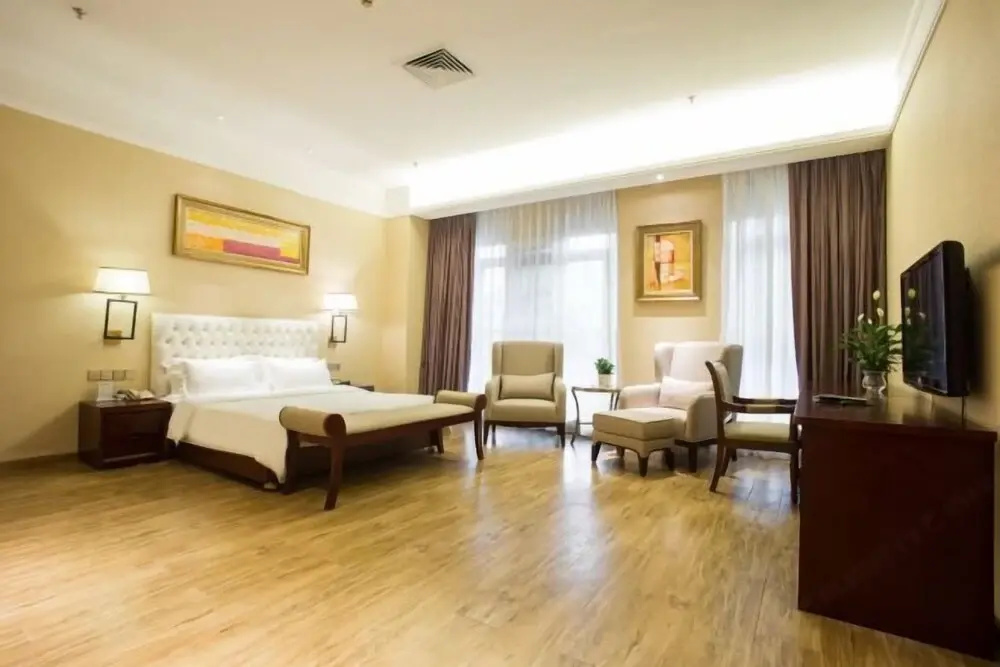Jinbi World Hotel