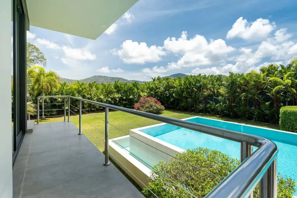 Grand 17m Pool 5BR Villa Mayacol NaiHarn