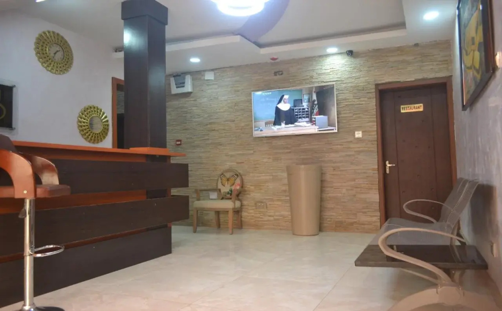 Hotel photo 11