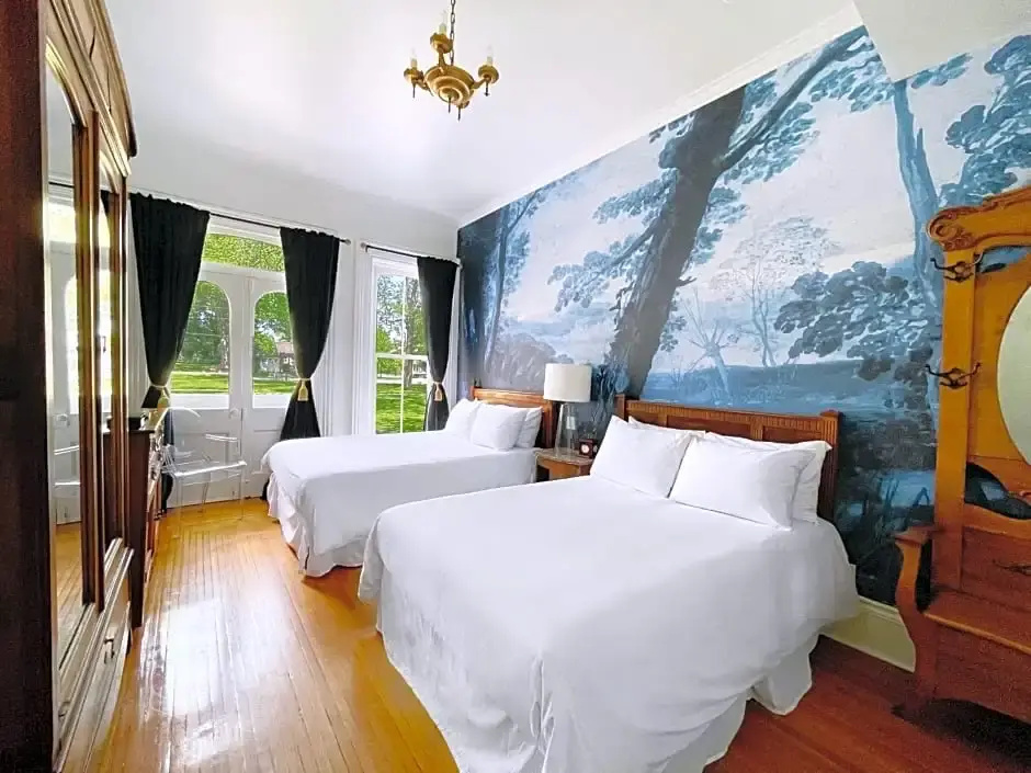 Premium room