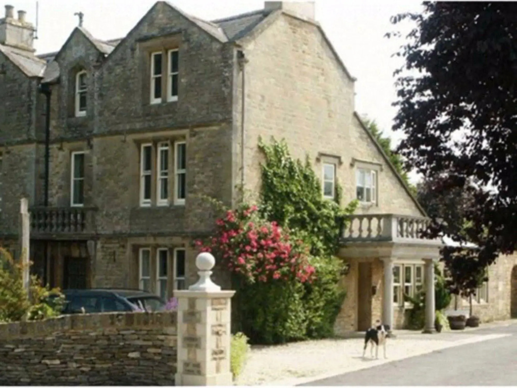 Hillborough House