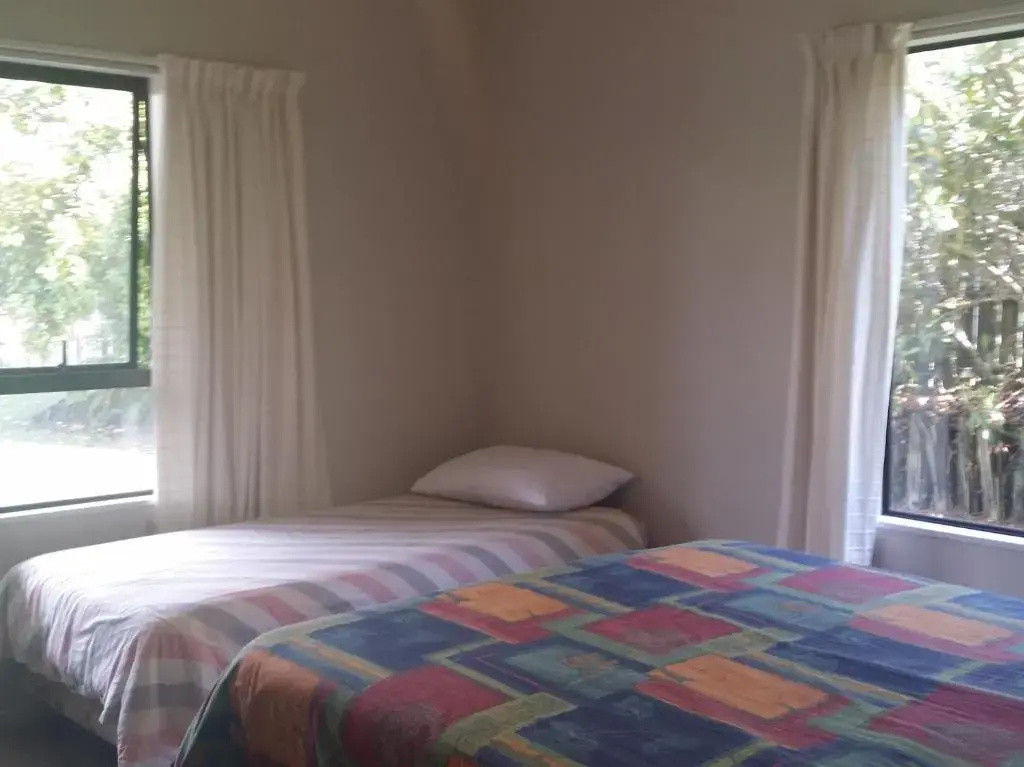 Acacia Views - Acacia Bay Holiday Home