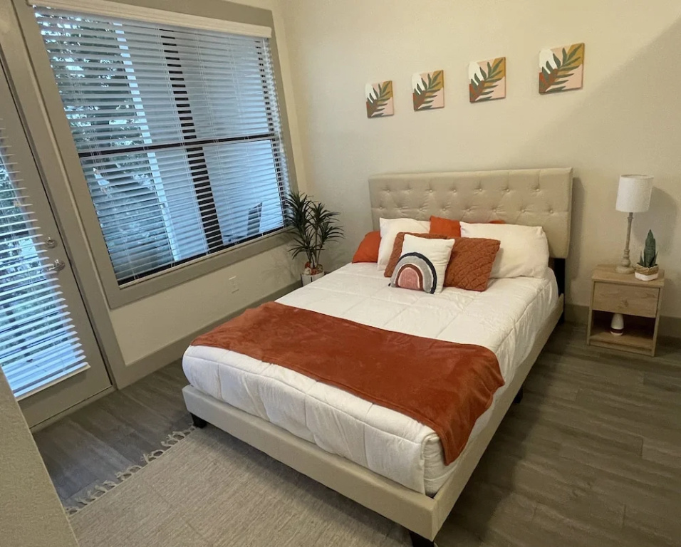 Midtown Loft — 2