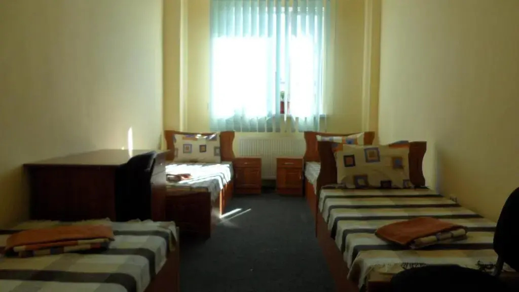 Economy Quadruple room