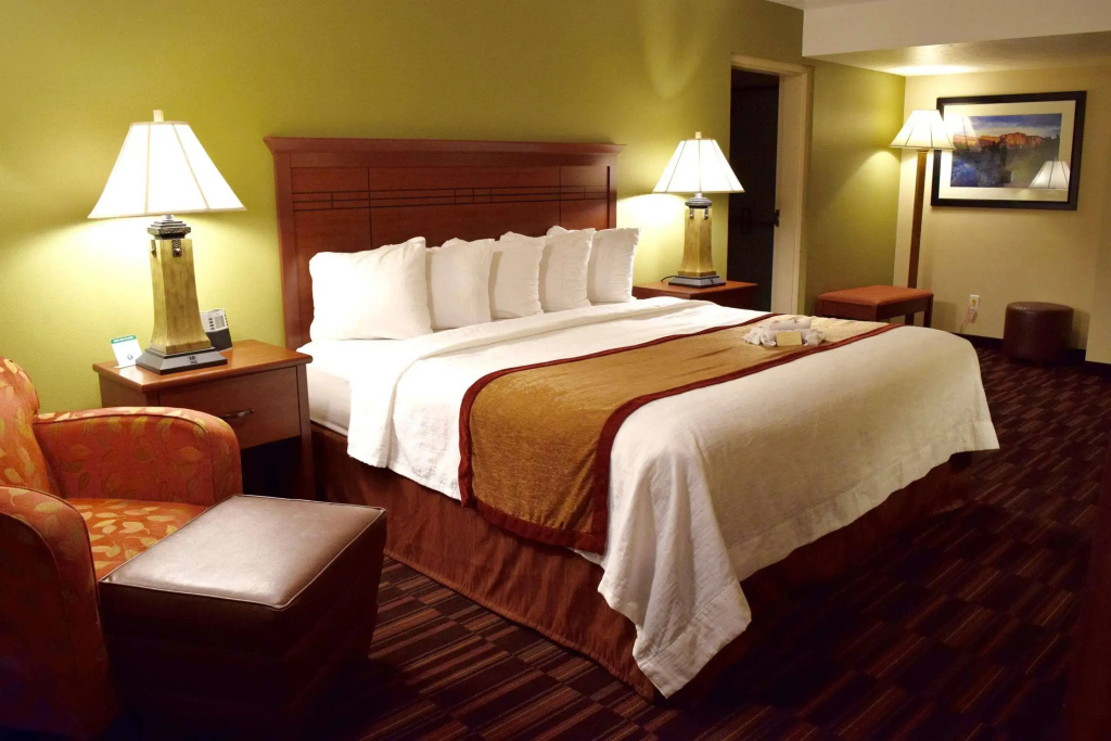 Best Western Town and Country Inn — фото 5