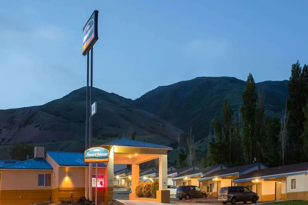 Howard Johnson Inn - Brigham City