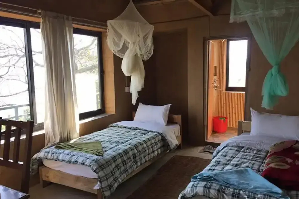 Economy room