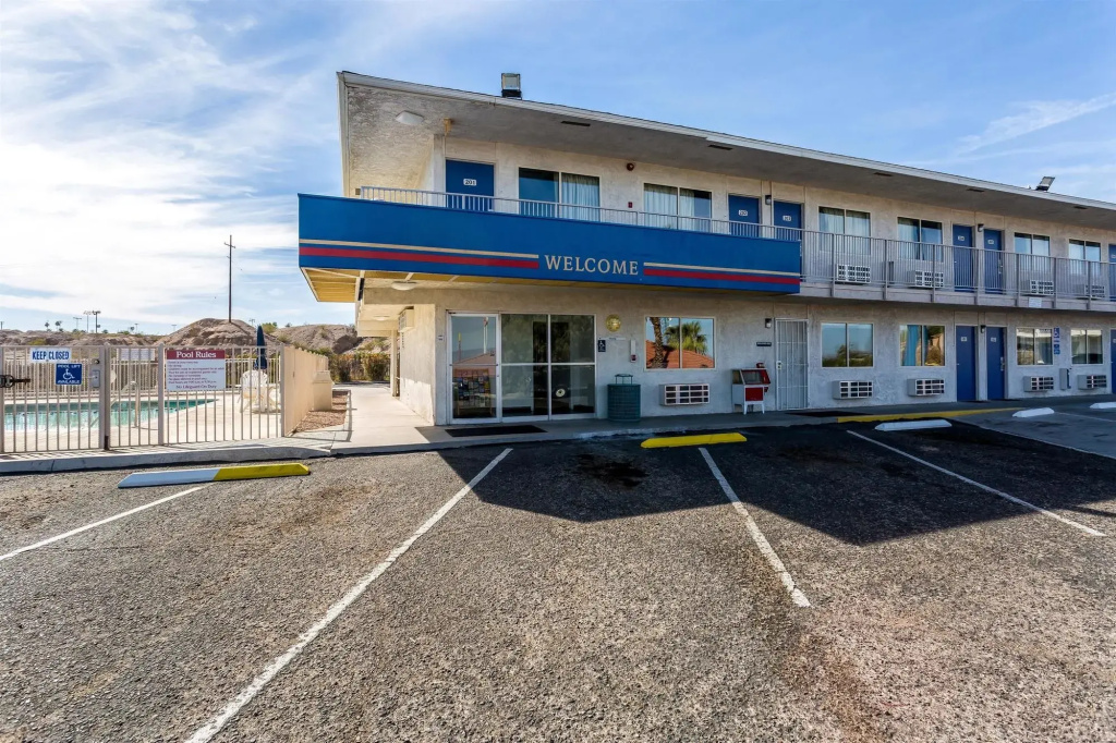 Motel 6 Needles, CA