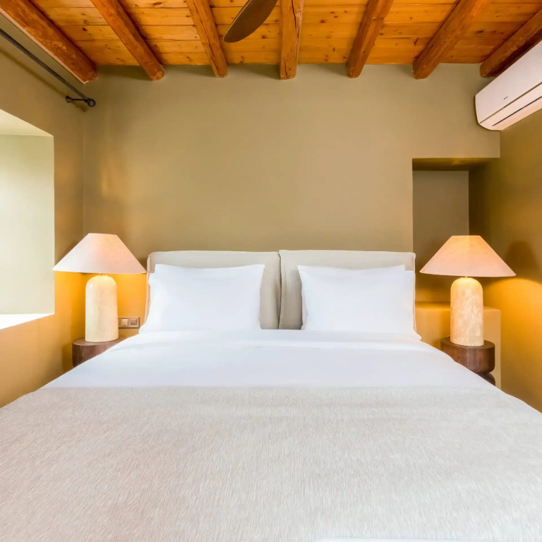Economy Suite