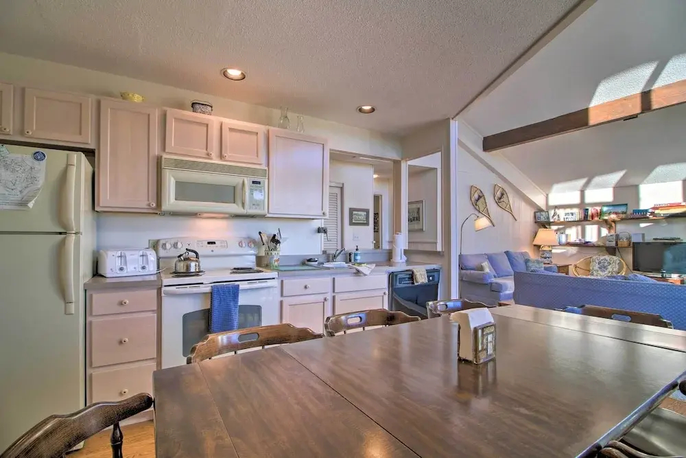 Adventure Home: Trails, Pool, Gym & Tennis Access - фото 14