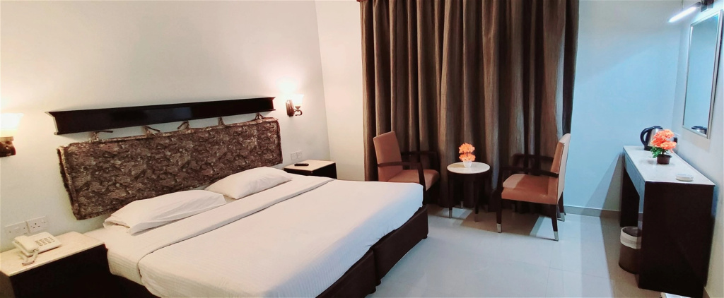 Signature Inn Deira - Free Parking 26